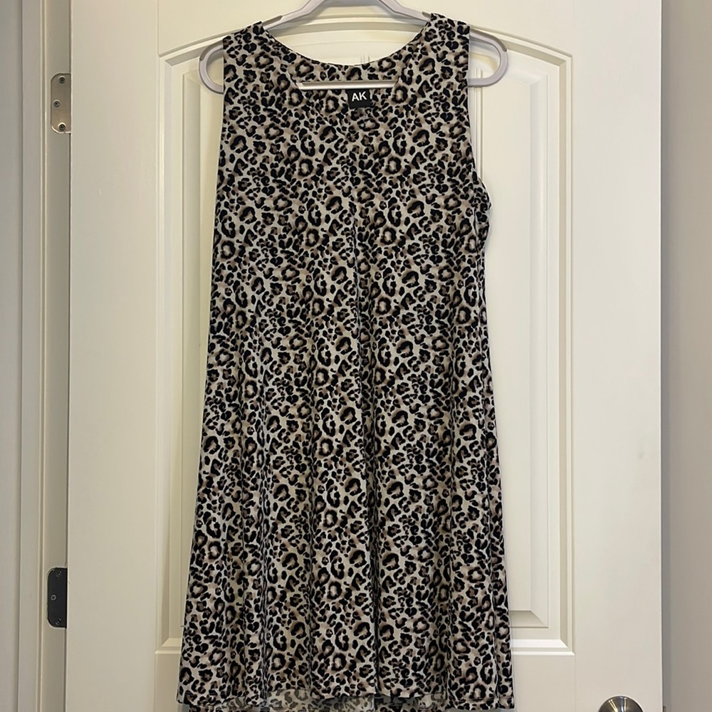 Anne Klein V-Neck animal print shift dress size 14
